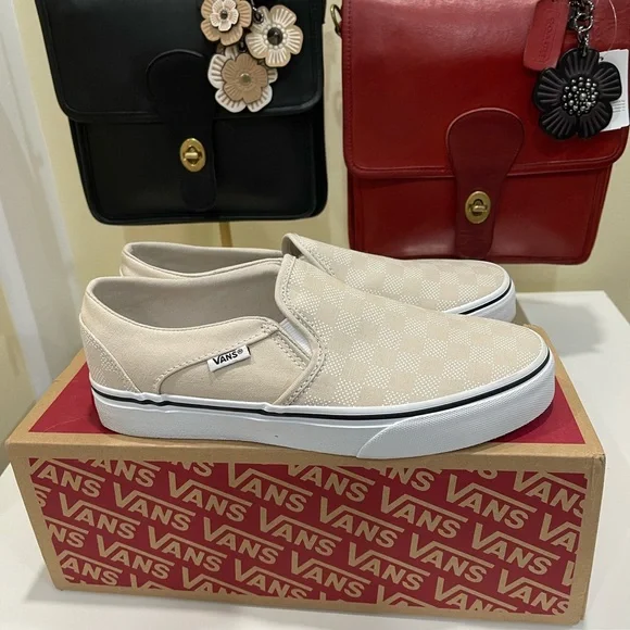 Vans  Slip-On Sneakers - Beige Checkerboard - Picture 3 of 9